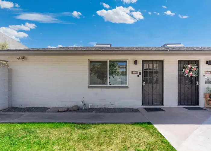 Casa De Damas Scottsdale